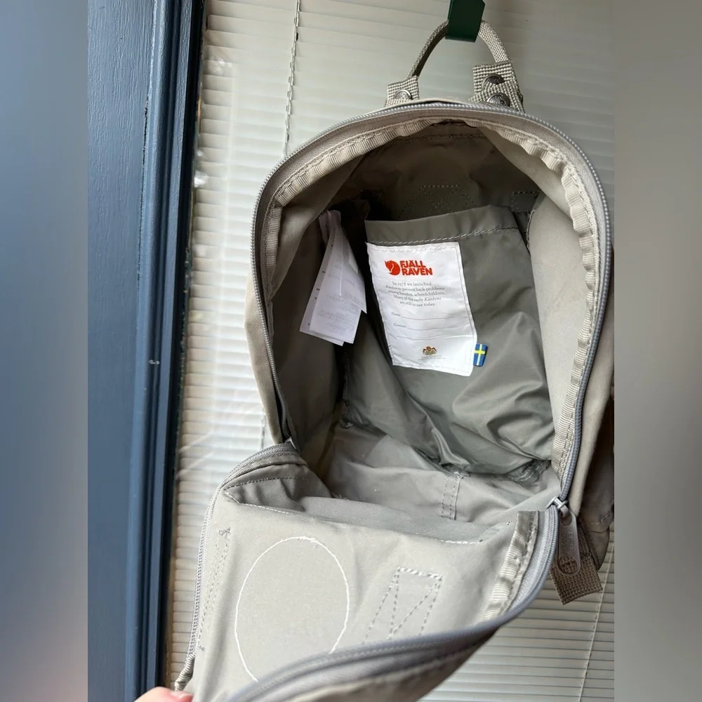 KÅNKEN MINI EVERYDAY OUTDOOR backpack gray